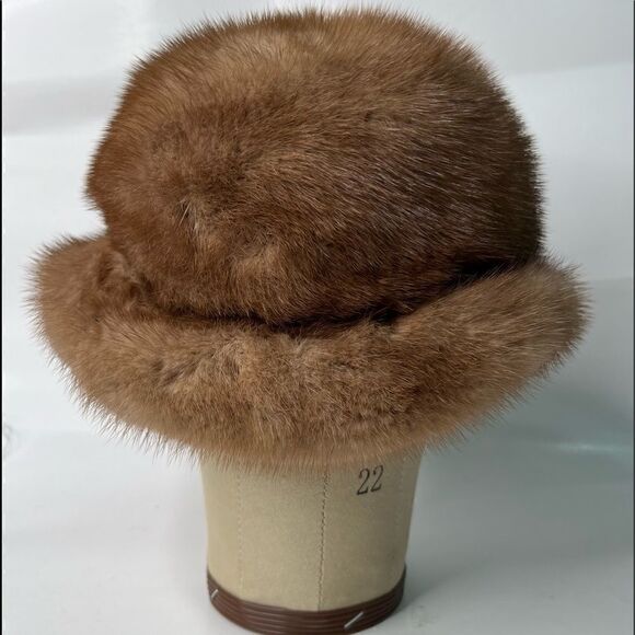 - Vincent and Bill vintage brown fur hat - Picture 1 of 10